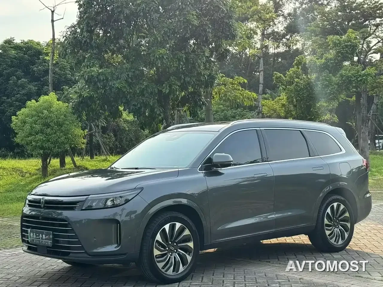 AITO M7