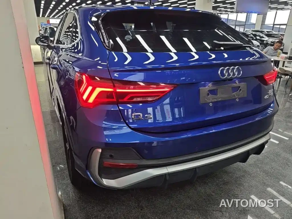 Audi Q3 Sportback — фото 5