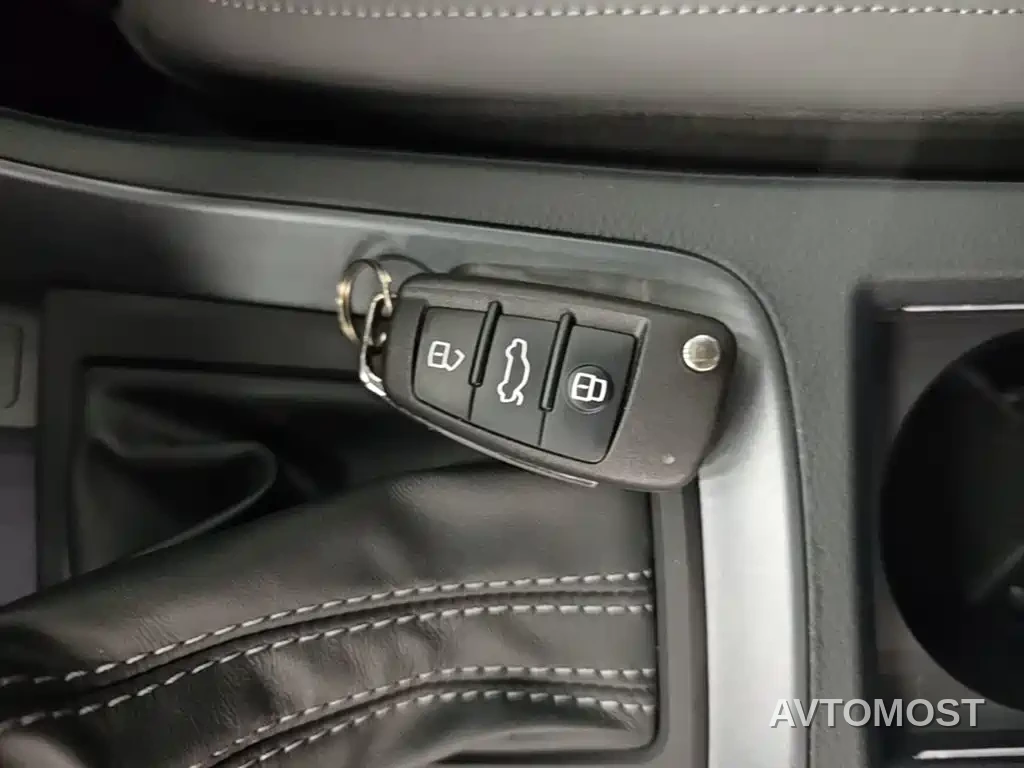 Audi Q3 Sportback — фото 9