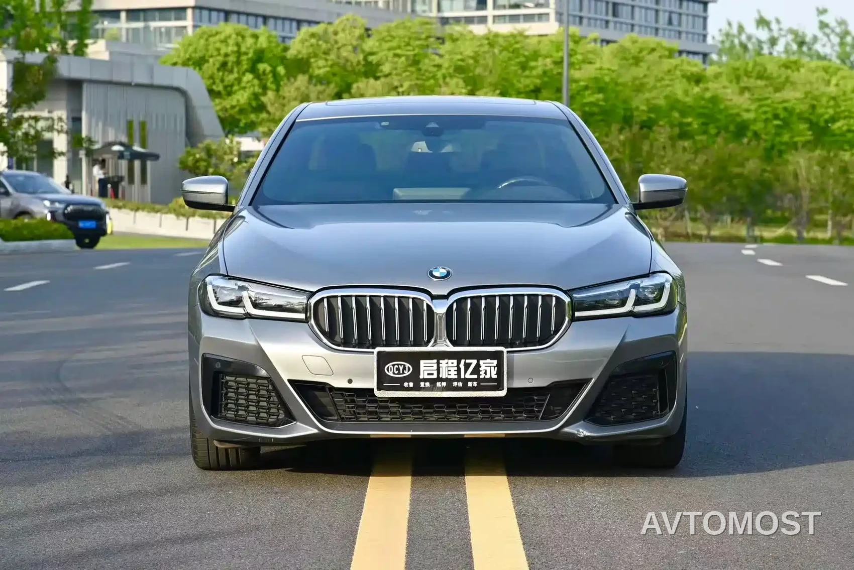 BMW 5 Series (Import) — фото 2