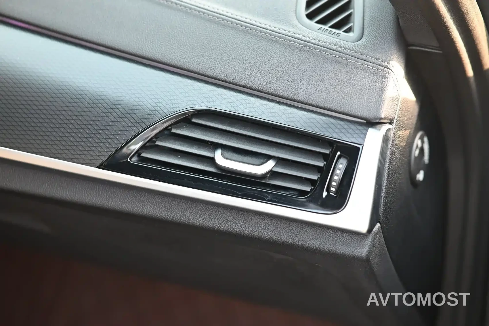 BMW 5 Series (Import) — фото 11