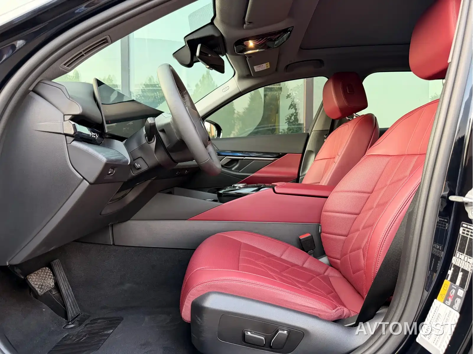 BMW i5 — фото 10