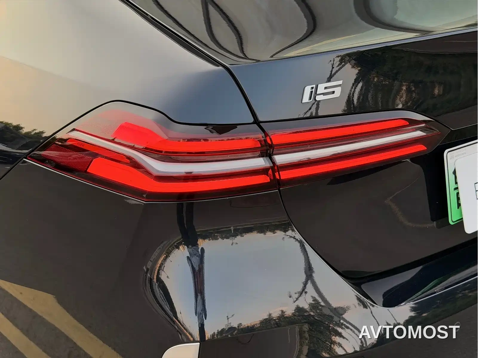 BMW i5 — фото 21