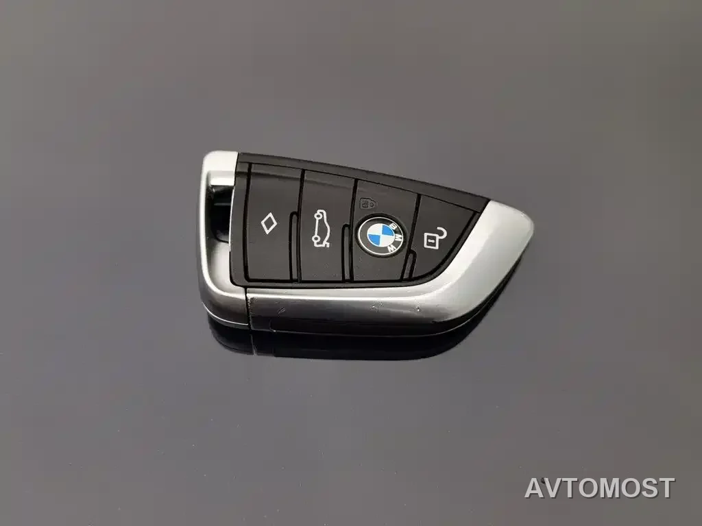 BMW iX3 — фото 17