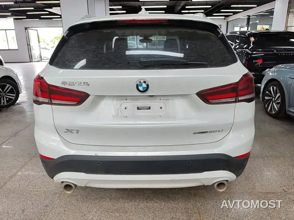 BMW X1 — фото 4