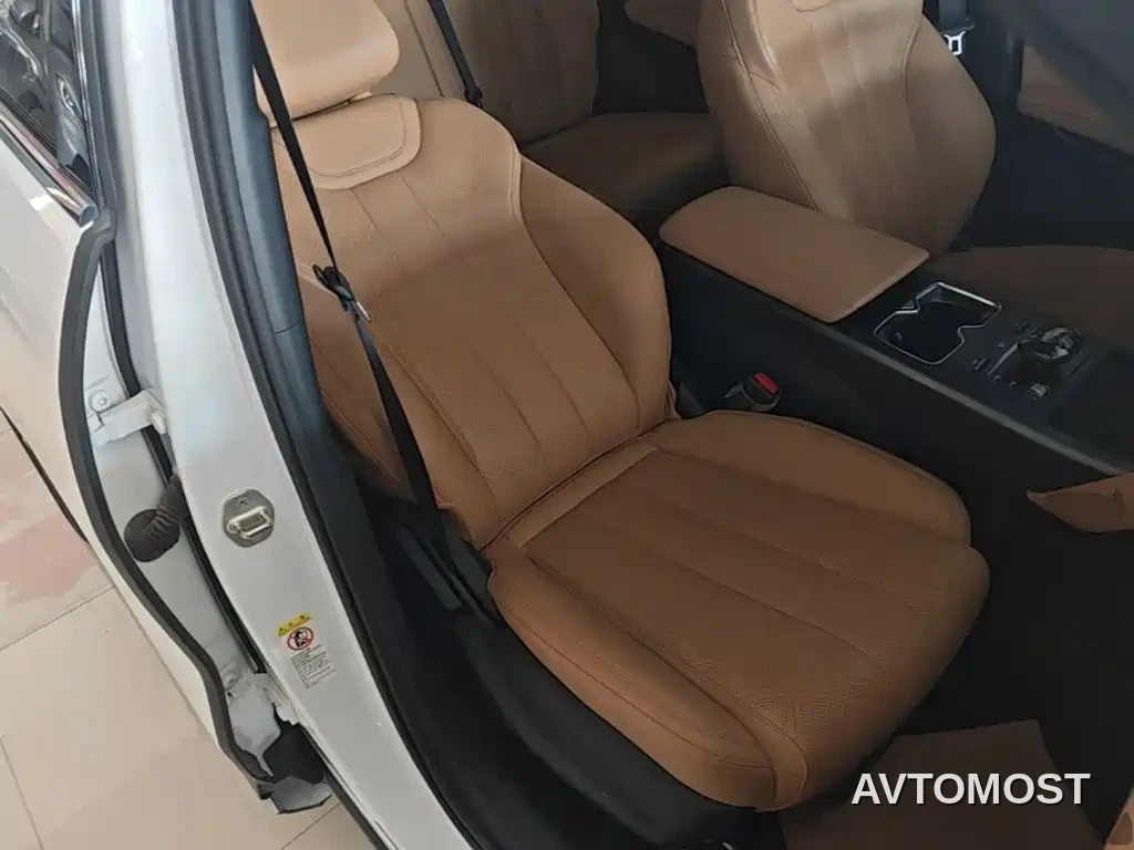 BYD Song L DM-i — фото 24