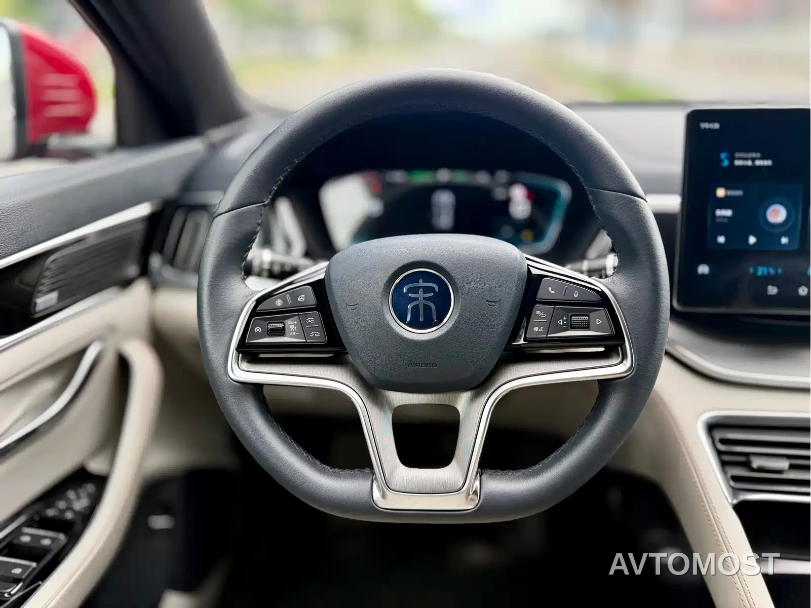 BYD Song Plus DM-i — фото 12