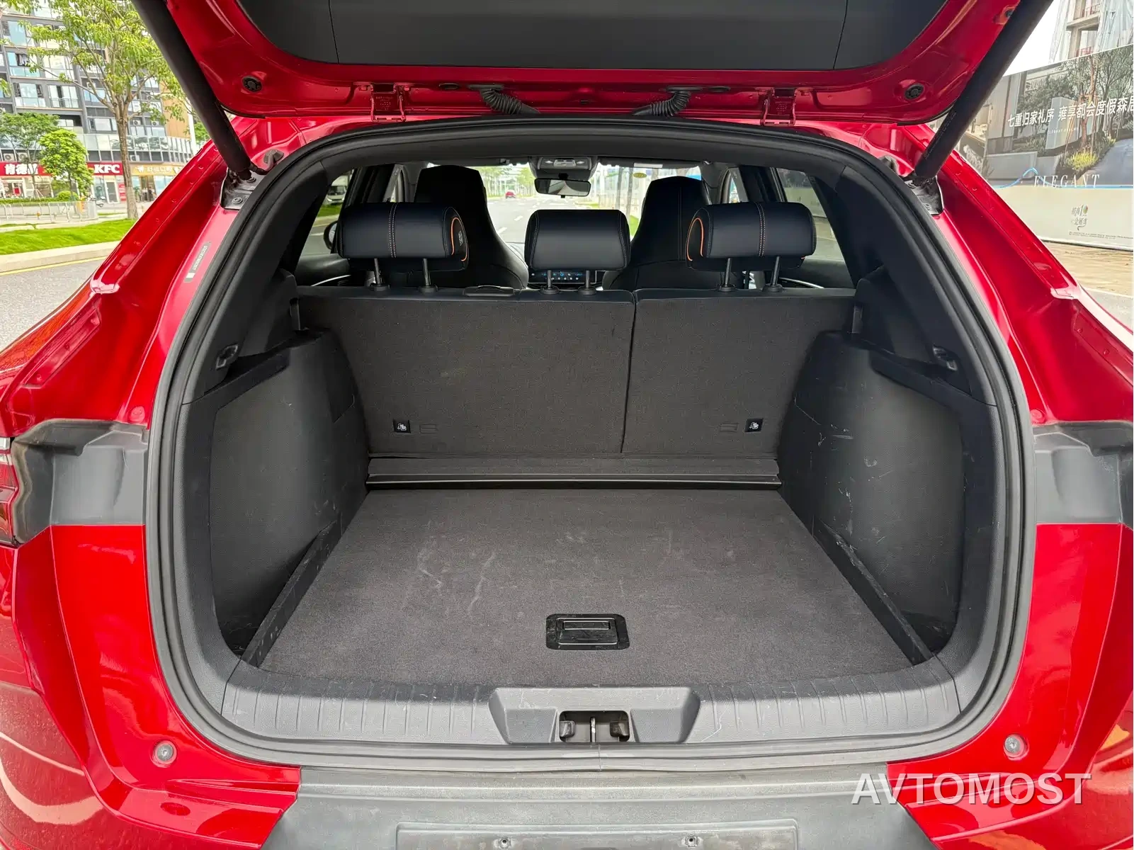 BYD Song Plus DM-i — фото 24