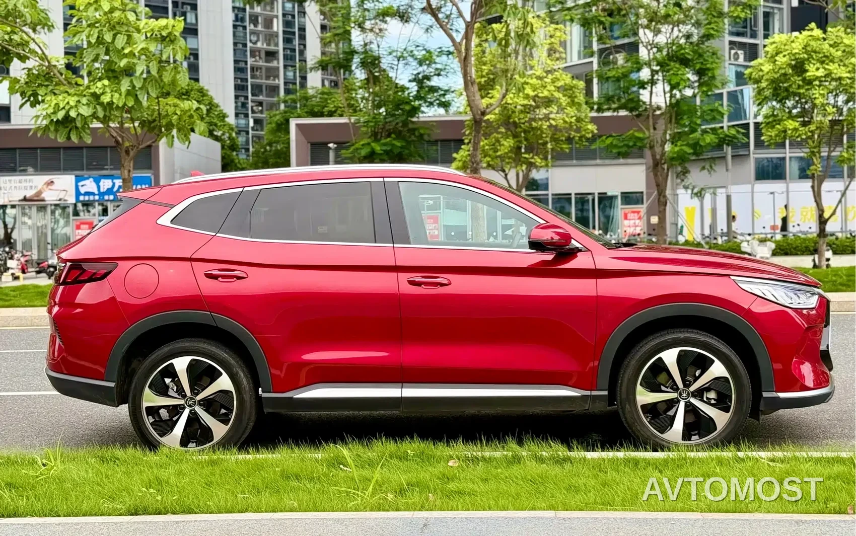 BYD Song Plus DM-i — фото 26
