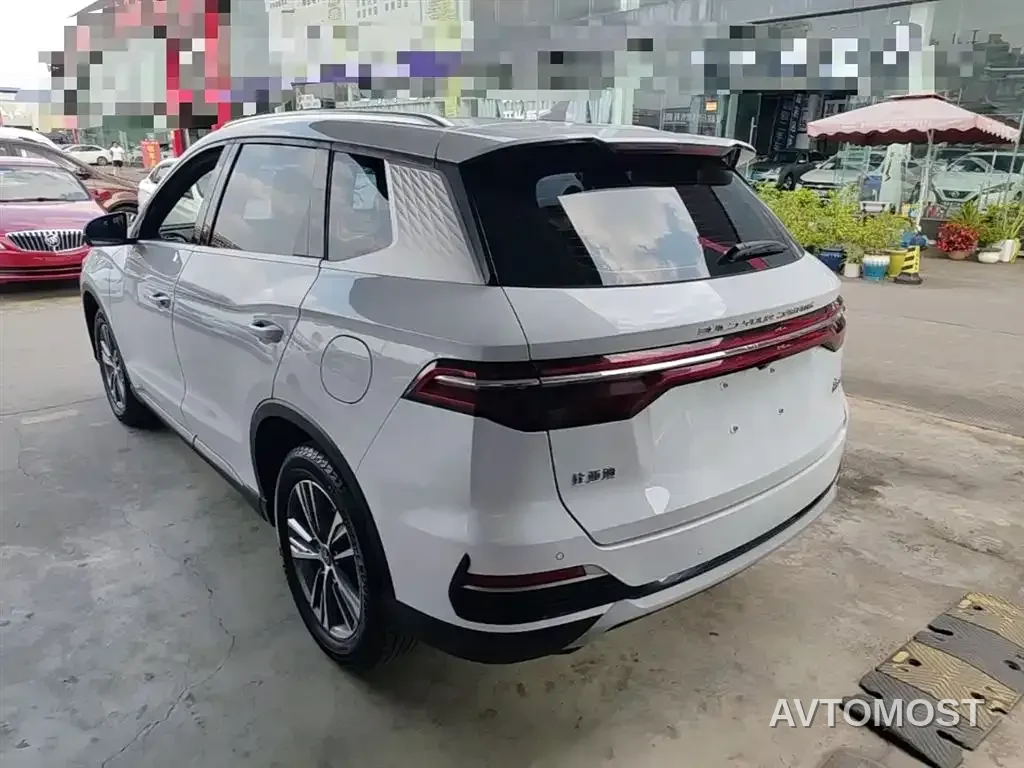 BYD Song Pro — фото 5