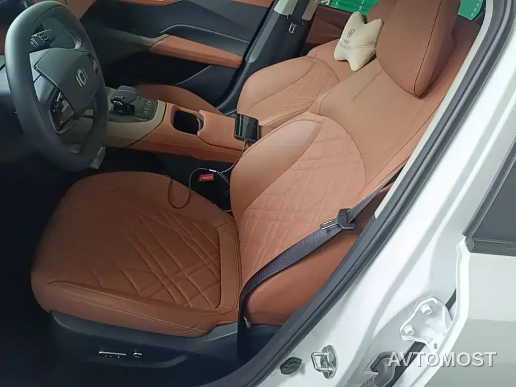 Changan A05 — фото 15