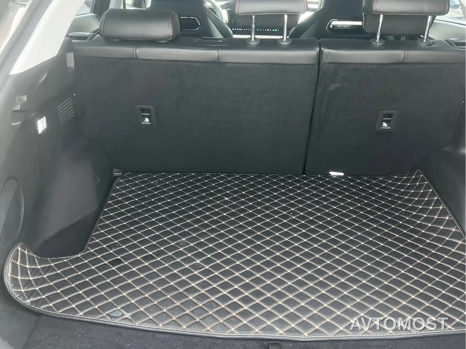 Changan Oshan Z6 EV — фото 15
