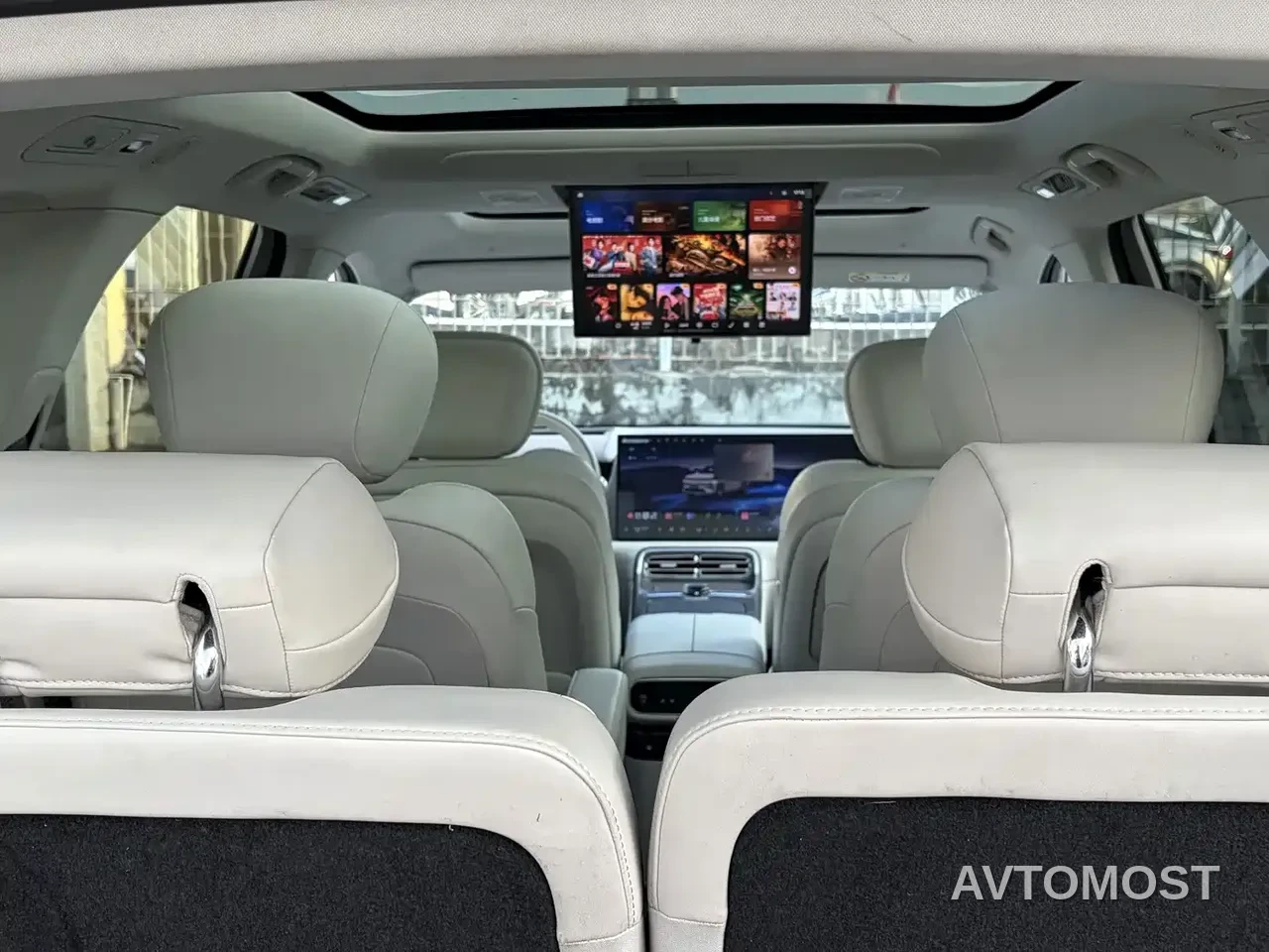 Geely Galaxy M9 — фото 10