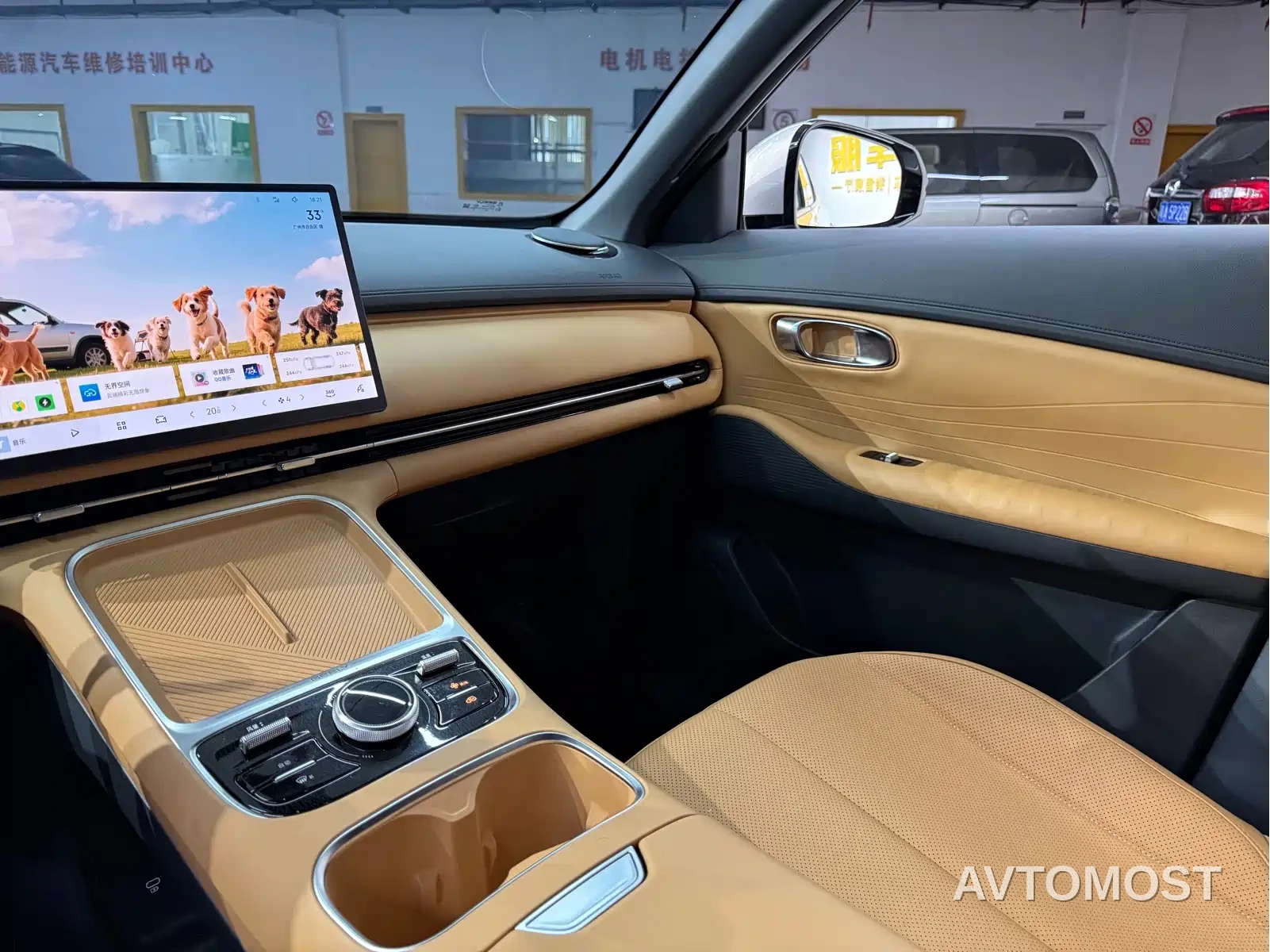 Geely Galaxy Starship 7 — фото 10