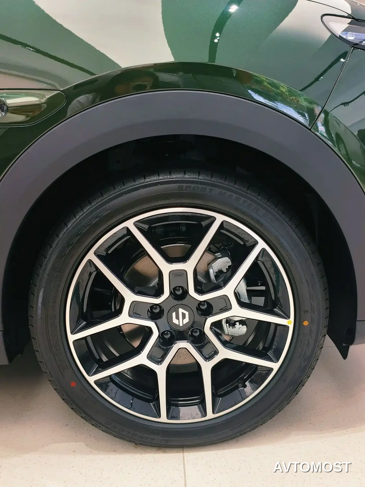 Leapmotor A10 — фото 10