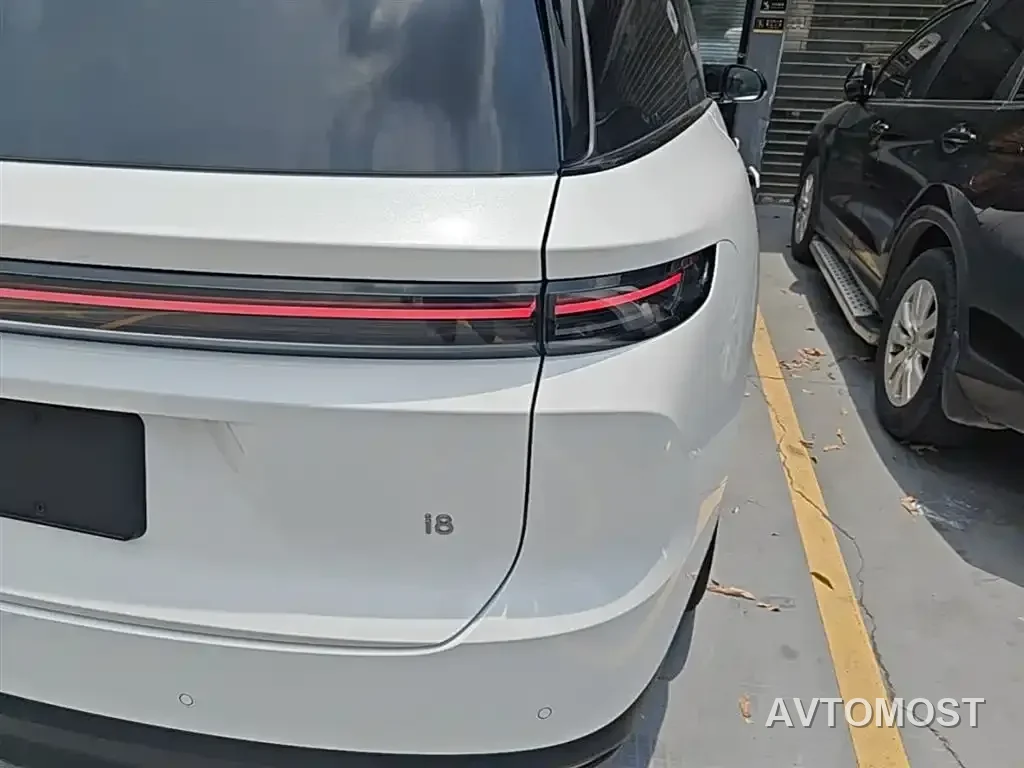 Lixiang i8 — фото 8
