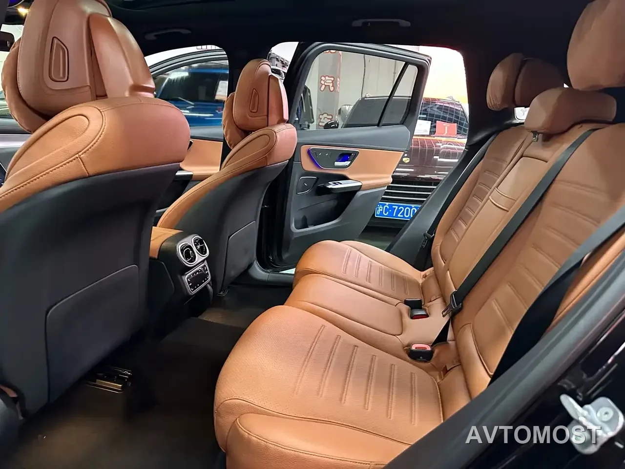 Mercedes GLC with EQ Technology — фото 10