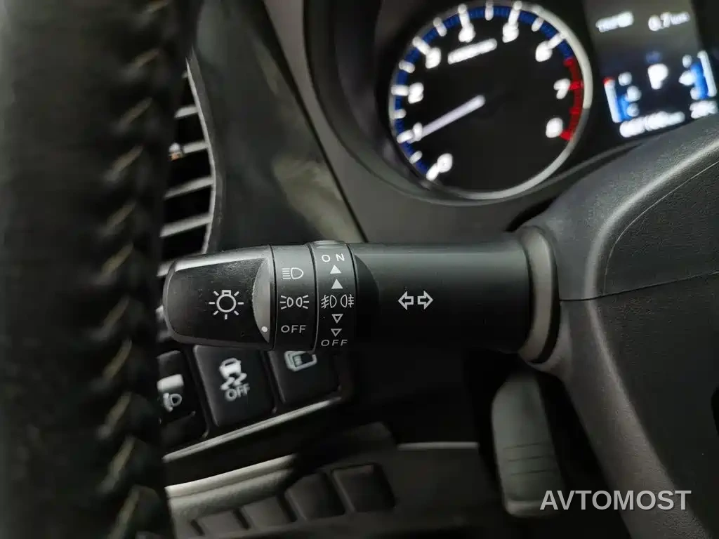 Mitsubishi Outlander — фото 19