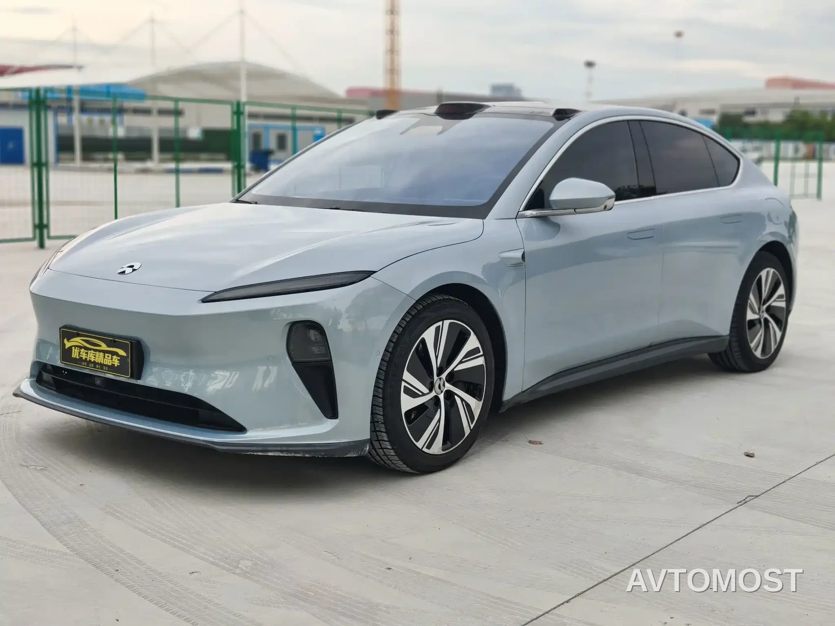 NIO ET5