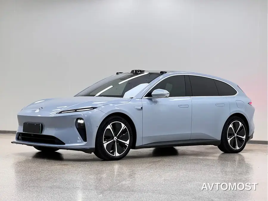NIO ET5T - фото
