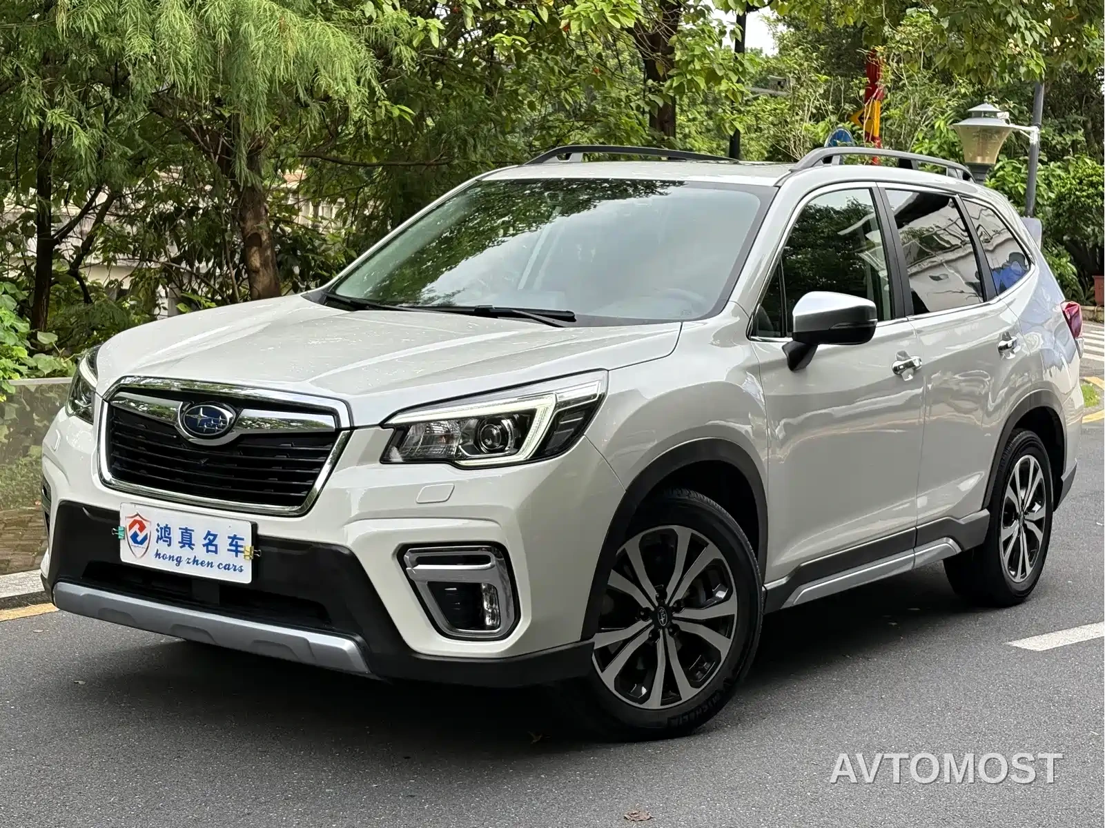 Subaru Forester — фото 1
