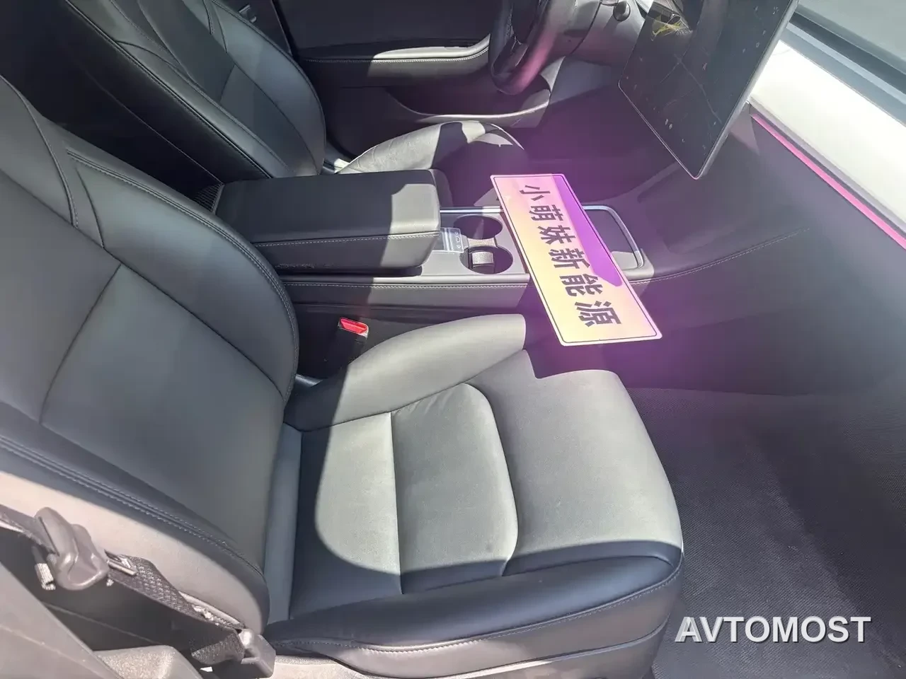 Tesla Model 3 — фото 15