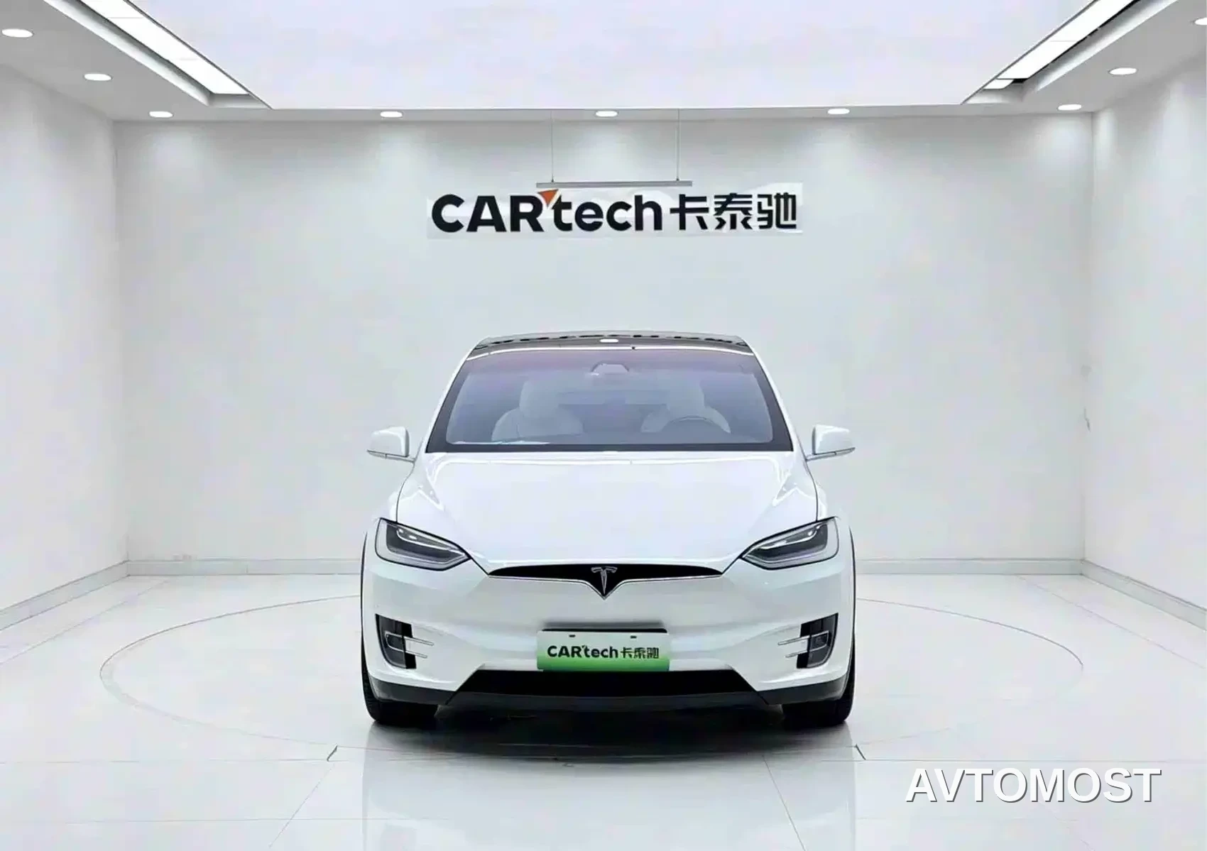 Tesla Model X 2025 — фото 2