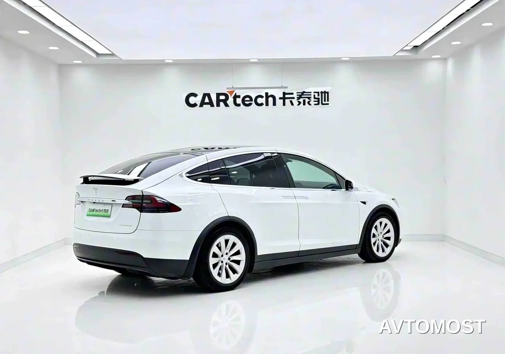 Tesla Model X 2025 — фото 5
