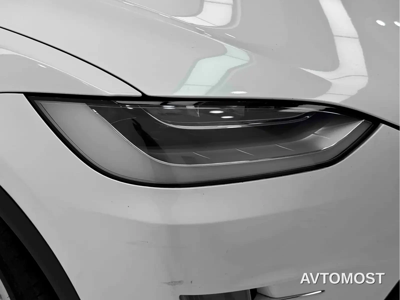 Tesla Model X 2025 — фото 12