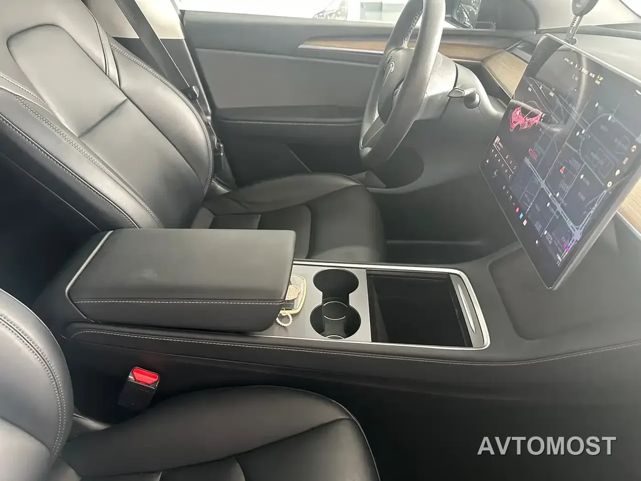 Tesla Model Y Juniper — фото 16
