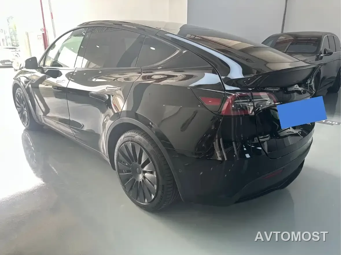 Tesla Model Y Juniper — фото 18