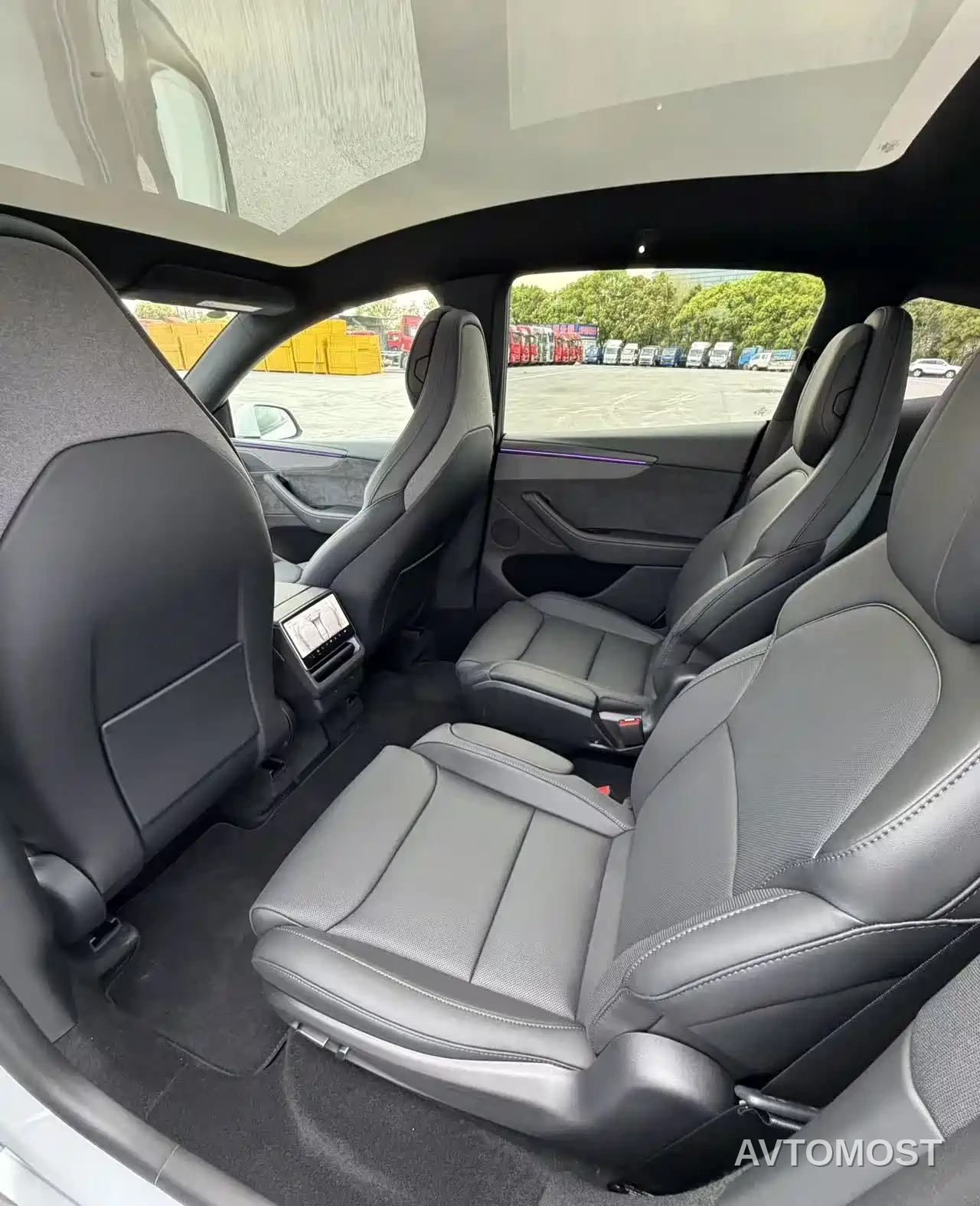 Tesla Model Y L Juniper — фото 23