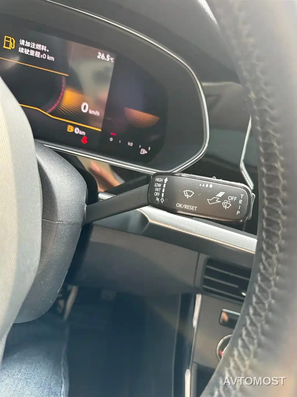 Volkswagen Passat — фото 25