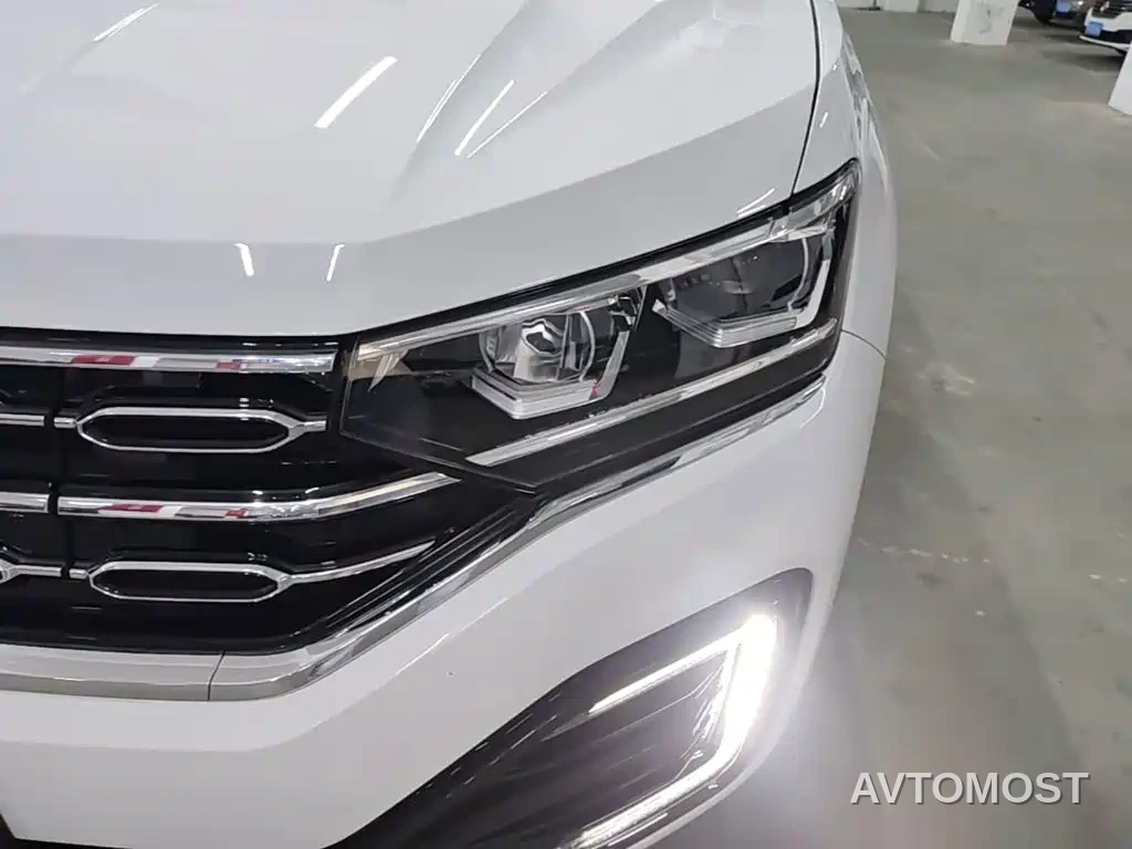 Volkswagen Tayron GTE Plug-in Hybrid — фото 24