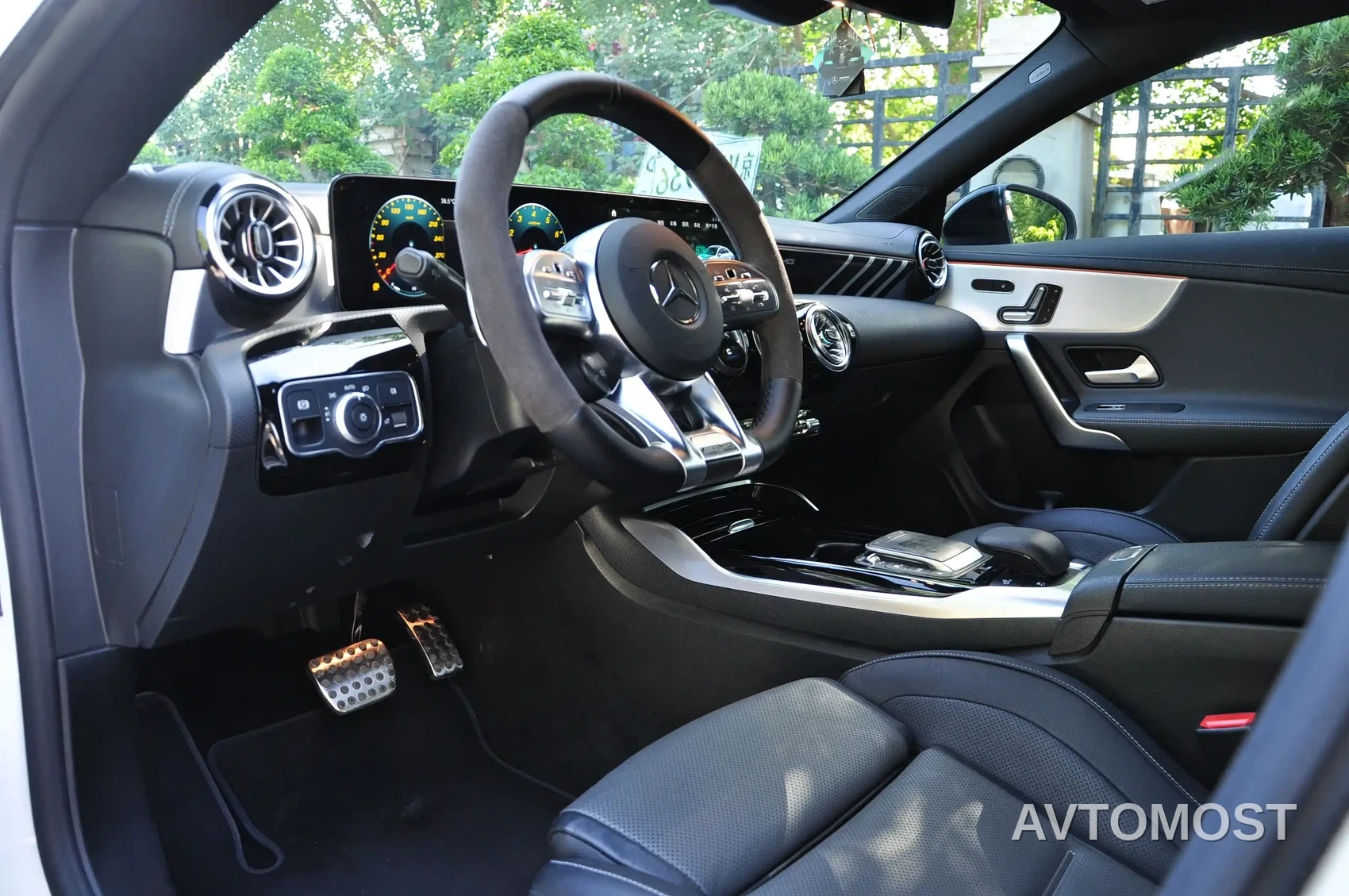 Mercedes-Benz CLA AMG 2022 AMG CLA 45 4MATIC+ — фото 6