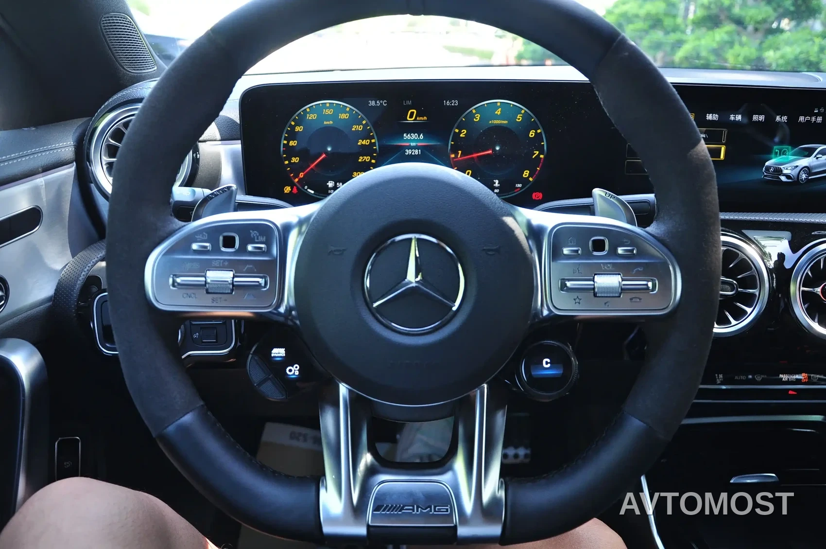Mercedes-Benz CLA AMG 2022 AMG CLA 45 4MATIC+ — фото 8
