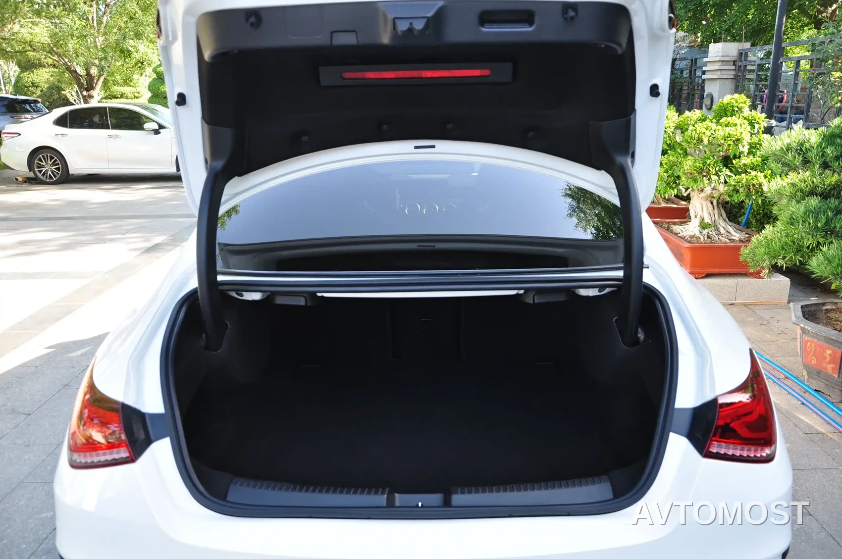 Mercedes-Benz CLA AMG 2022 AMG CLA 45 4MATIC+ — фото 15