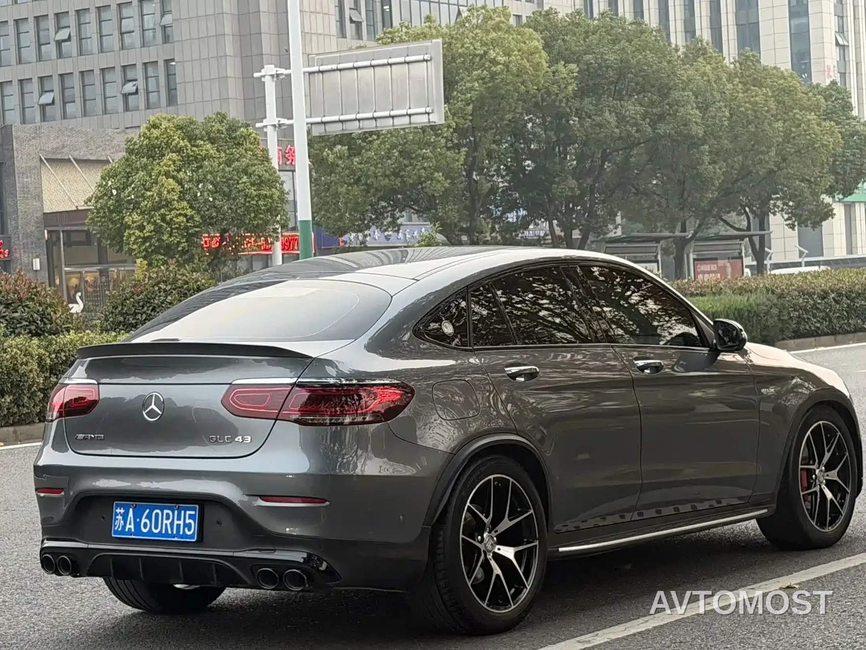 Mercedes-Benz GLC Coupe AMG 2022 AMG GLC 43 4MATIC Coupe SUV — фото 5