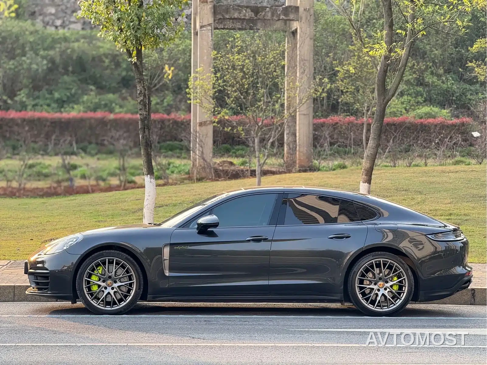 Porsche Panamera New Energy 2023 Facelift Panamera 4 E-Hybrid Platinum Edition 2.9T — фото 7