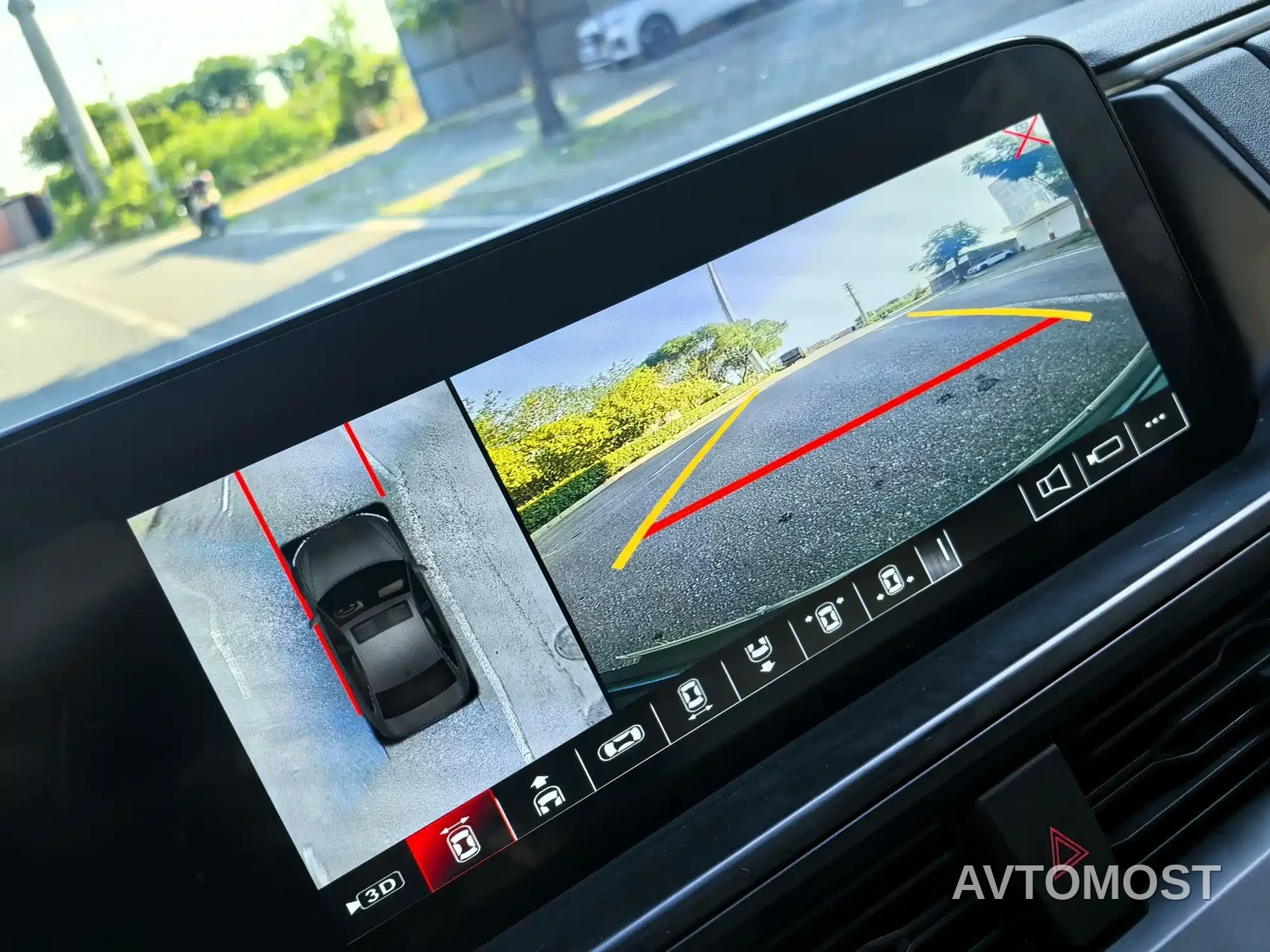 Ford Tourneo 2023 Model 2.0T Auto Premium Edition — фото 14