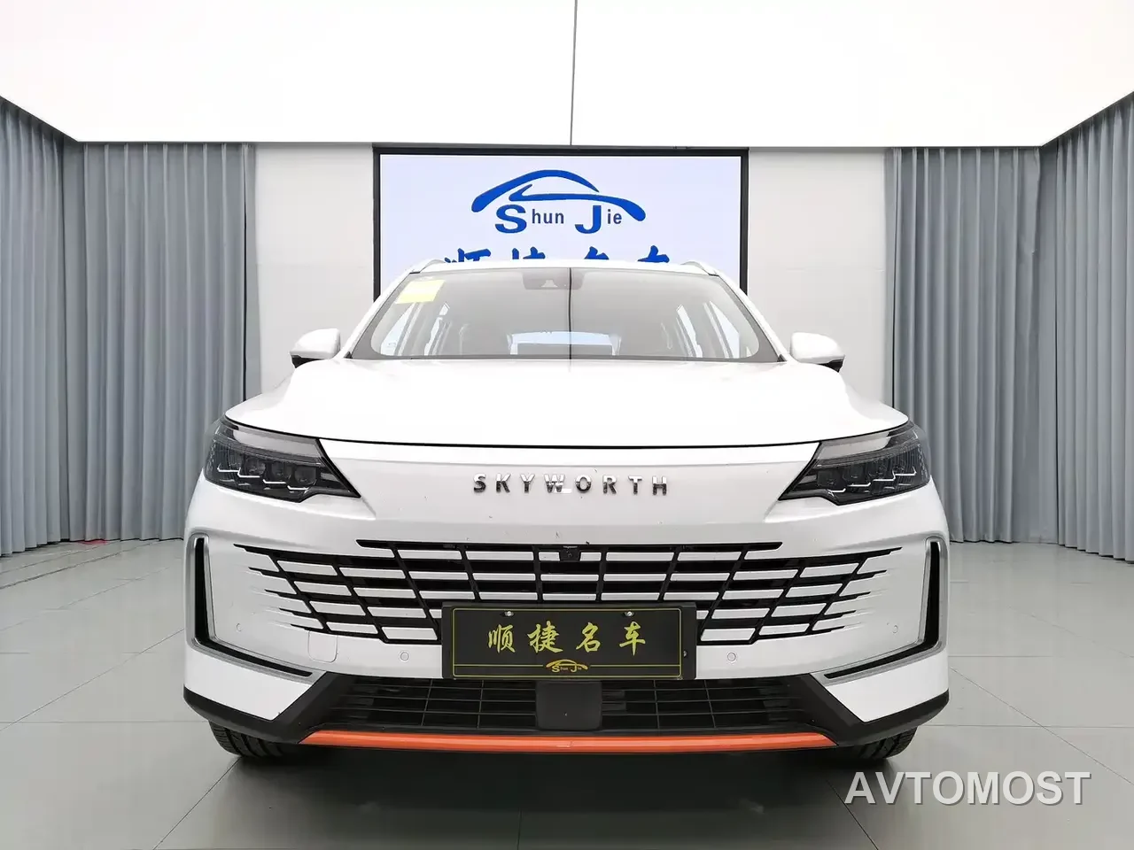 Skyworth HT-i 2024 1.5L PHEV 115KM Taidao Edition — фото 1
