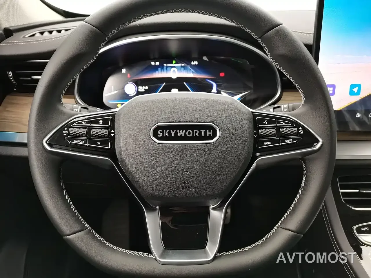 Skyworth HT-i 2024 1.5L PHEV 115KM Taidao Edition — фото 3