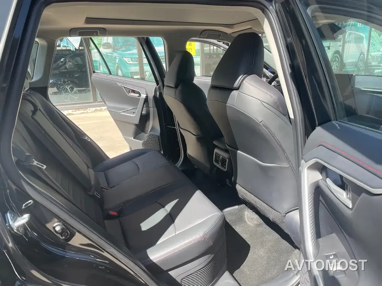 Toyota Wildlander New Energy 2023 High Performance 2.5L AWD Turbo Edition — фото 9