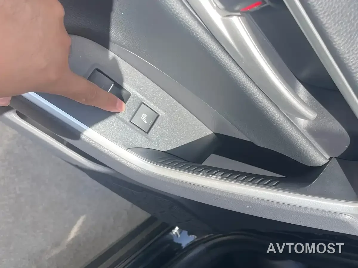 Toyota Wildlander New Energy 2023 High Performance 2.5L AWD Turbo Edition — фото 15