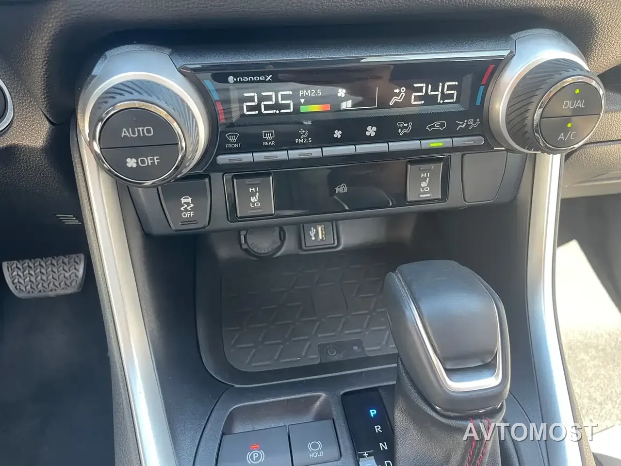 Toyota Wildlander New Energy 2023 High Performance 2.5L AWD Turbo Edition — фото 21