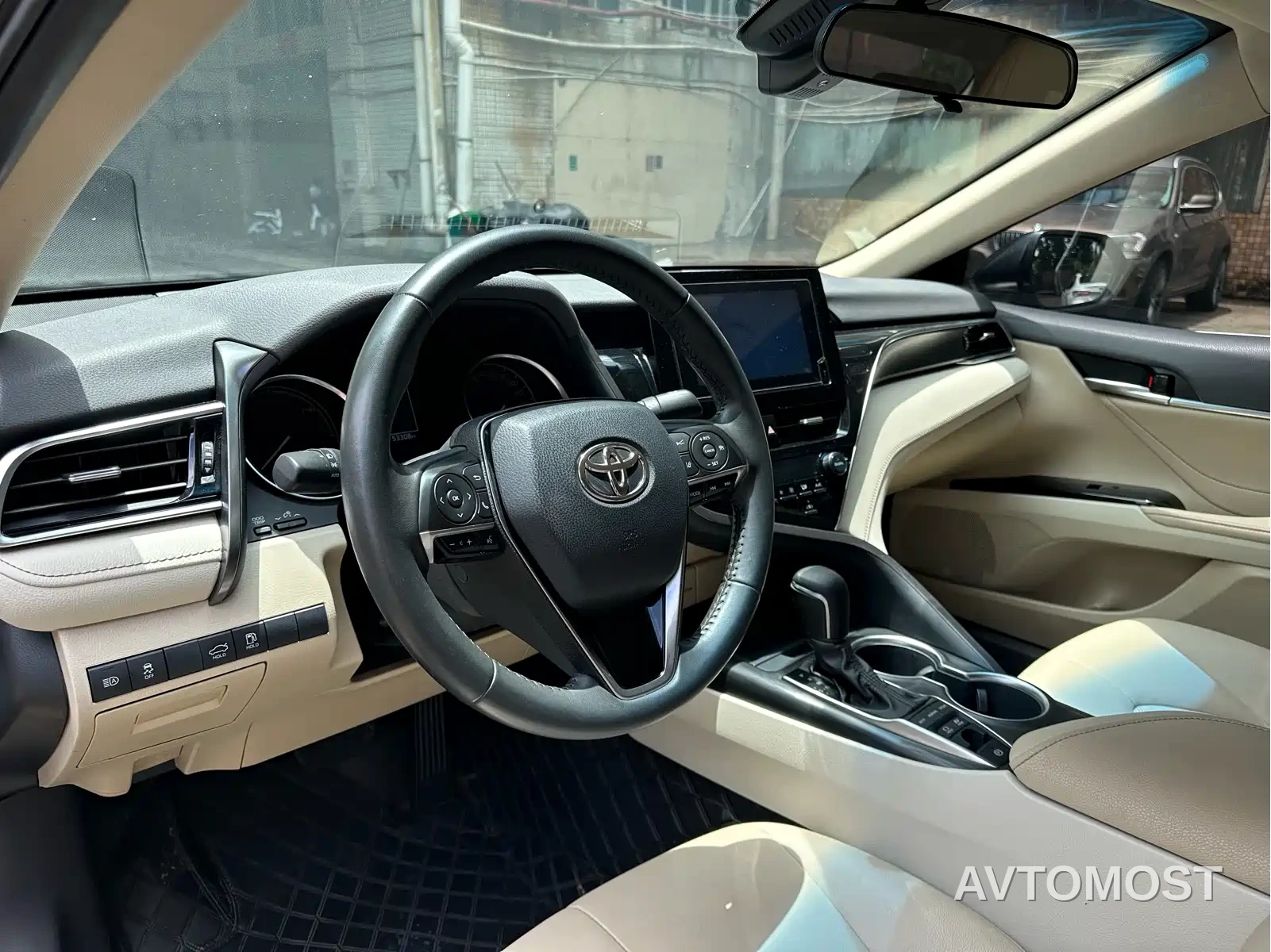 Toyota Camry 2021 Hybrid 2.5HGVP Leading Edition — фото 5