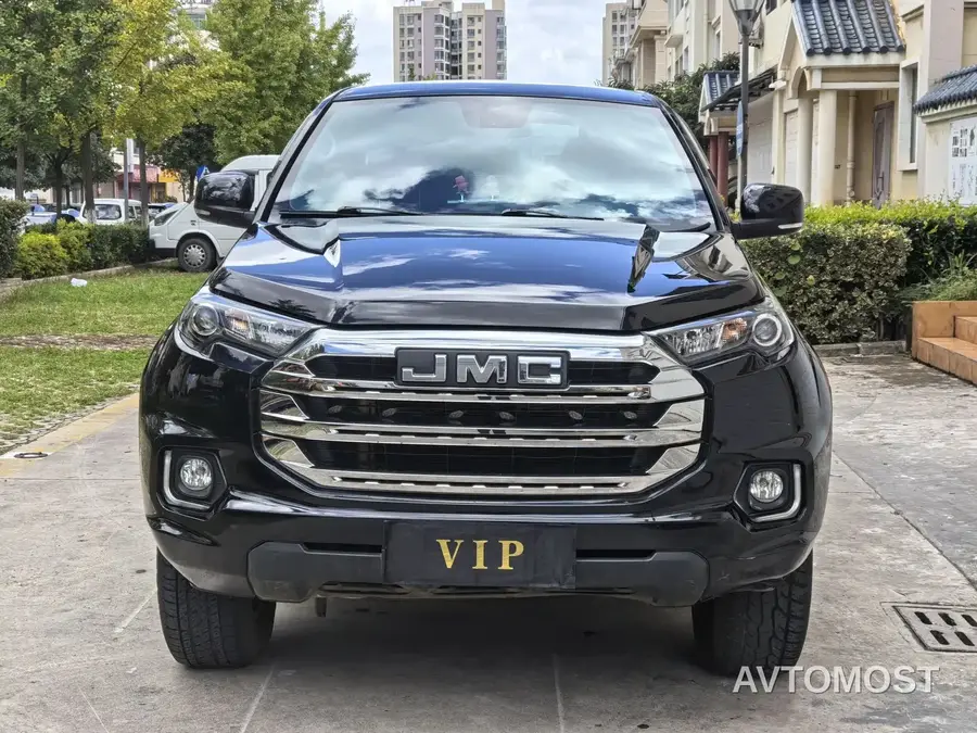 Jiangling Yuhu 7 2022 2.0T Manual Diesel 4WD Comfort Long Wheelbase
