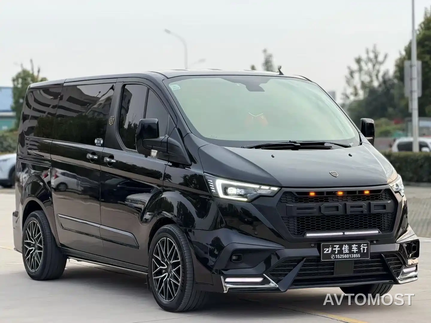 Ford Tourneo 2020 2.0T Auto Elite Edition China VI — фото 2