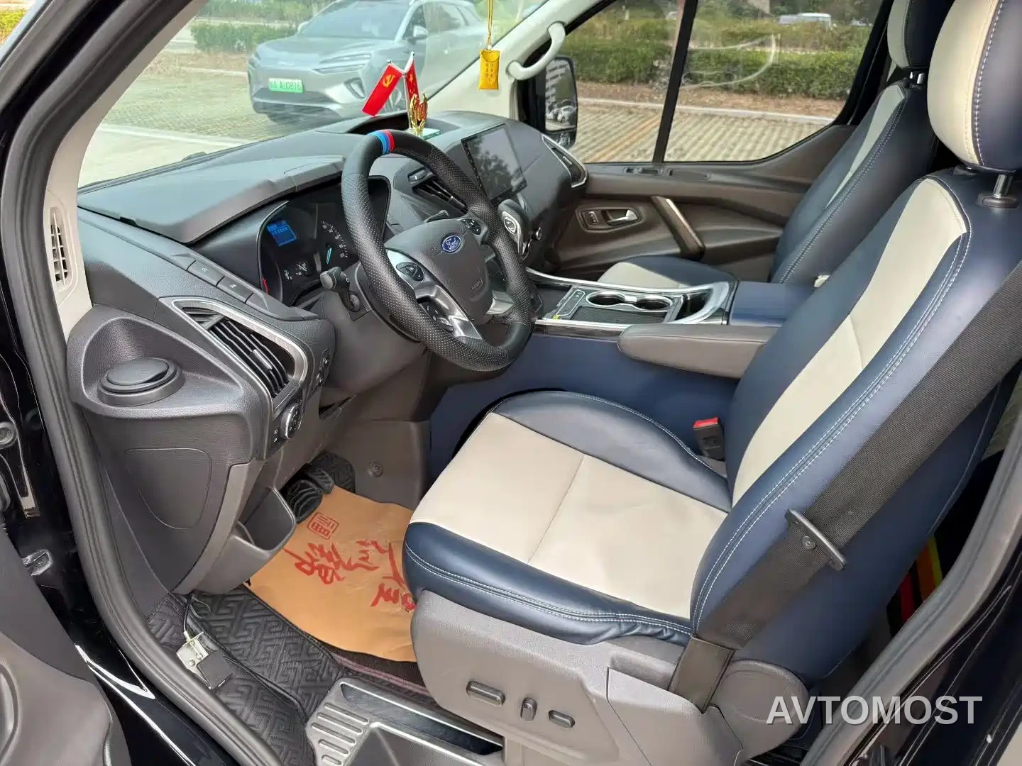 Ford Tourneo 2020 2.0T Auto Elite Edition China VI — фото 6