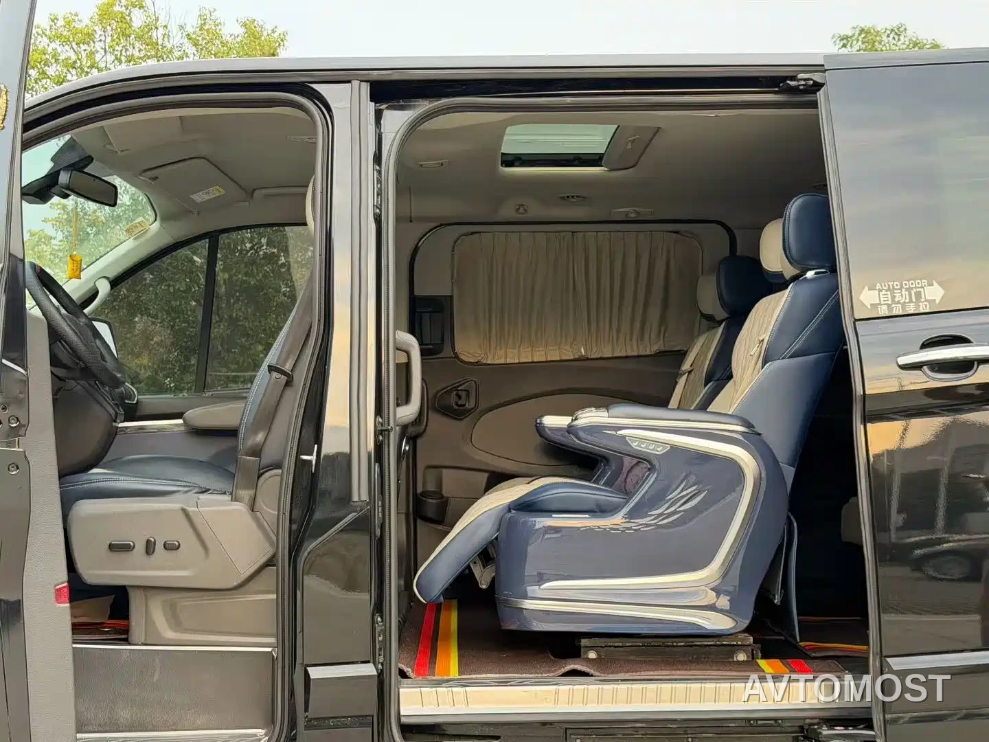 Ford Tourneo 2020 2.0T Auto Elite Edition China VI — фото 7